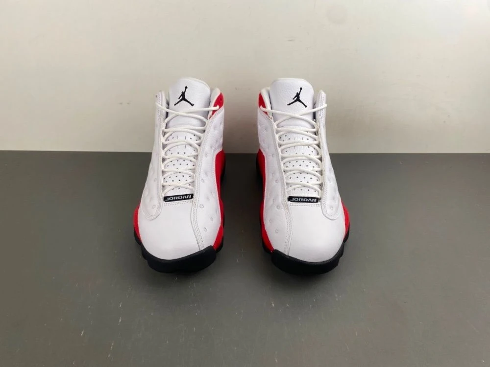 AJ13 Retro Chicago Iconic Retro Lifestyle Sneakers for Collectors