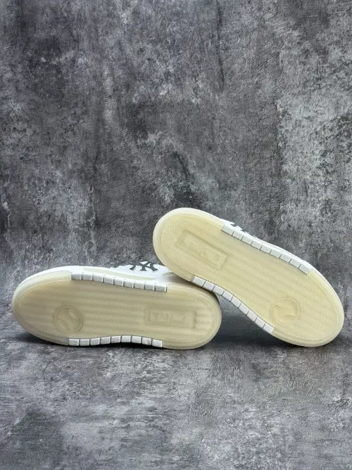 MLB Chunky Liner NY Monogram White Platform Sneakers for Women and Men Trendy Retro Casual Shoes