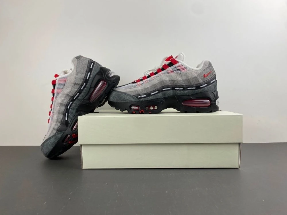 Classic UNDEFEATED x Nike Air Max 95 in grey and red colorway