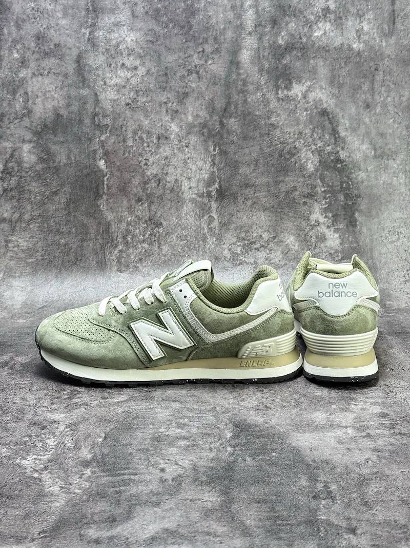 New Balance 574 Low-Top Retro Casual Sneakers