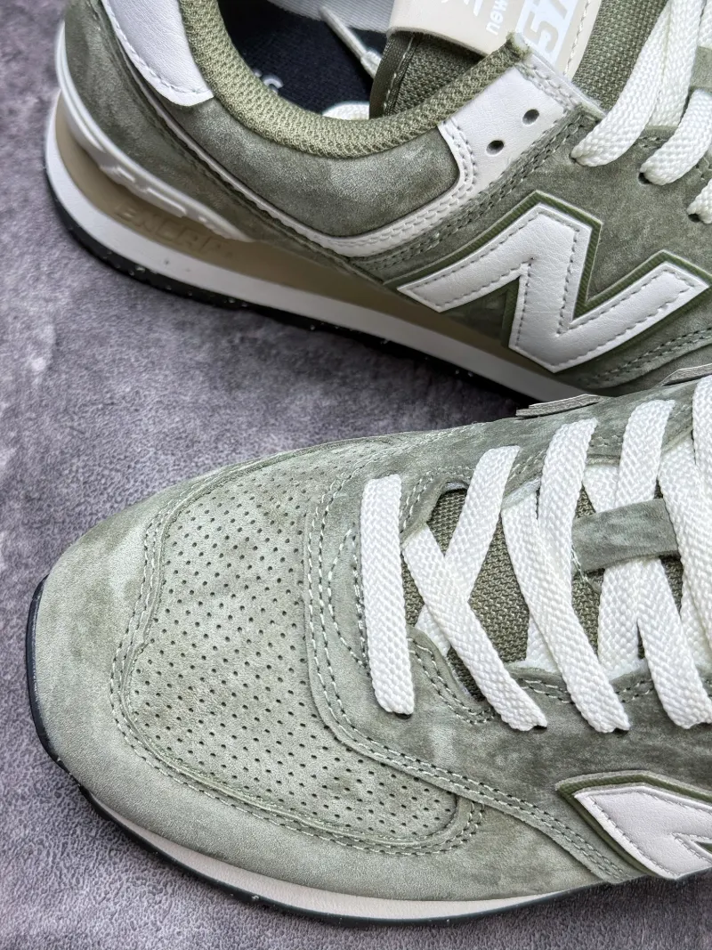 New Balance 574 Low-Top Retro Casual Sneakers