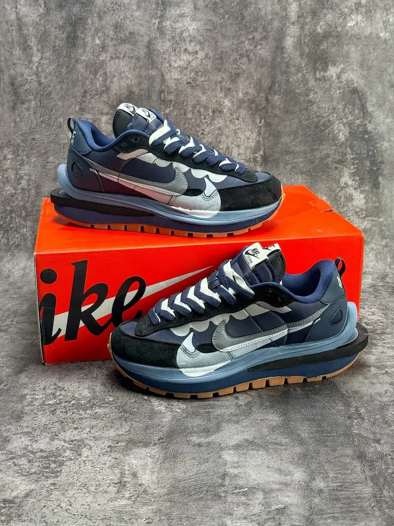 Sacai x Nike VaporWaffle Midnight Navy