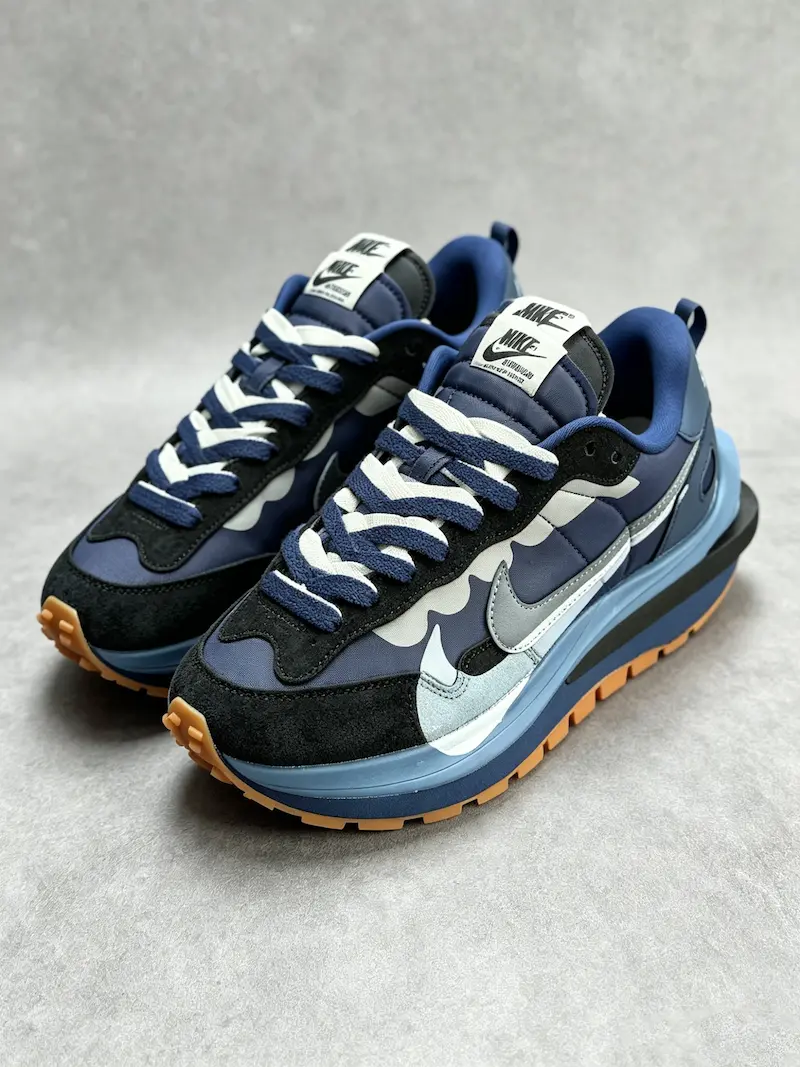Sacai x Nike VaporWaffle Midnight Navy